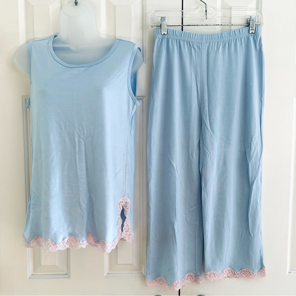 Anne Lewin New York Pajama Set - Small